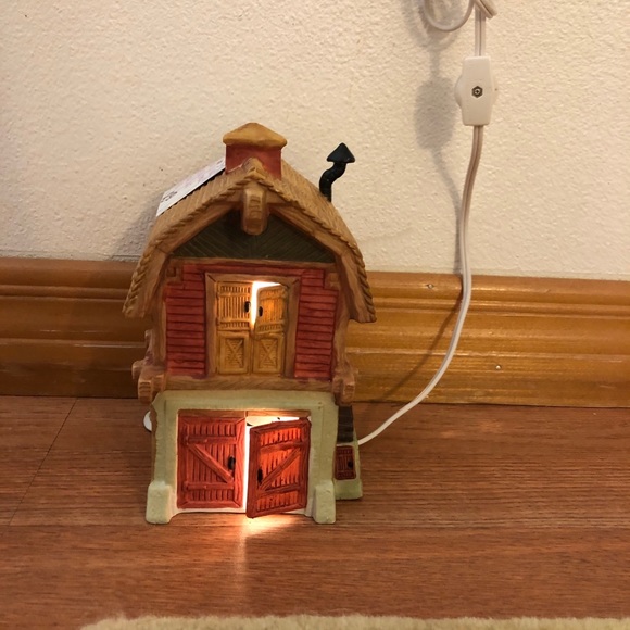 Our Town Thomas House Lighted Christmas Porcelain - Picture 14 of 15